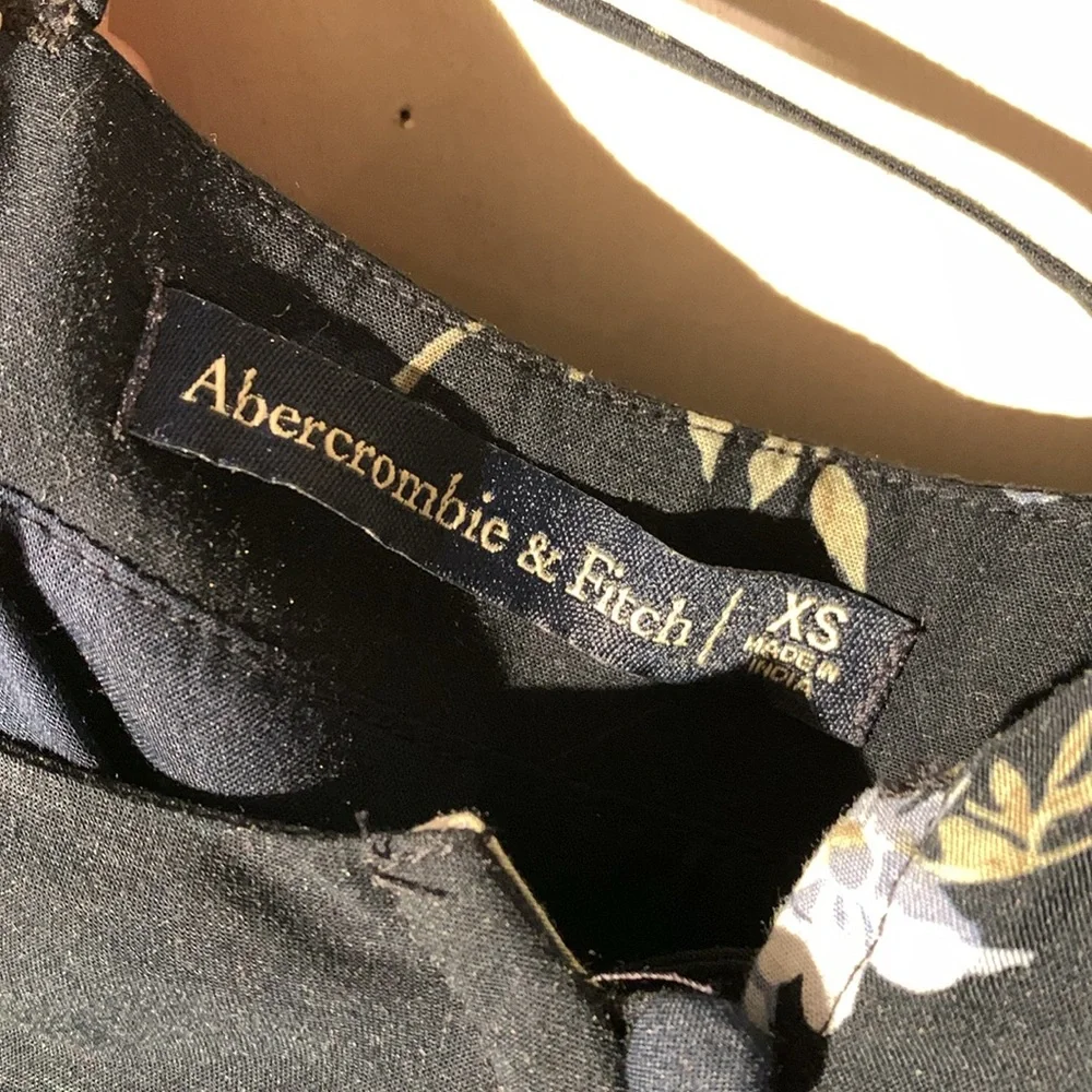 A&F cross strap back mini dress - Picture 5 of 5